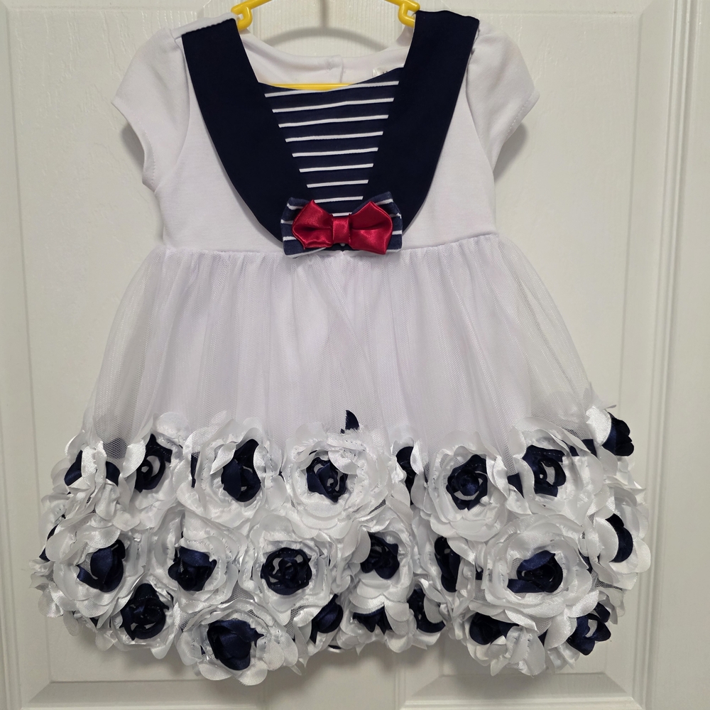 GUC Nannette Navy and White Floral Dress with Red Bow